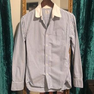 White collar blue stripe oxford shirt